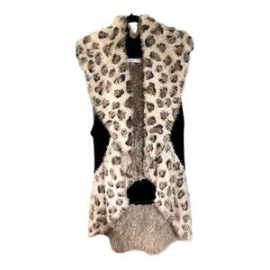 Liquid by Sioni Faux Fur/Sweater/cardigan/Vest
